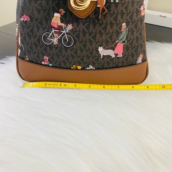 Michael Kors Jet Set Girls Travel Large Weekender Duffel Bag - Picture 13 of 15